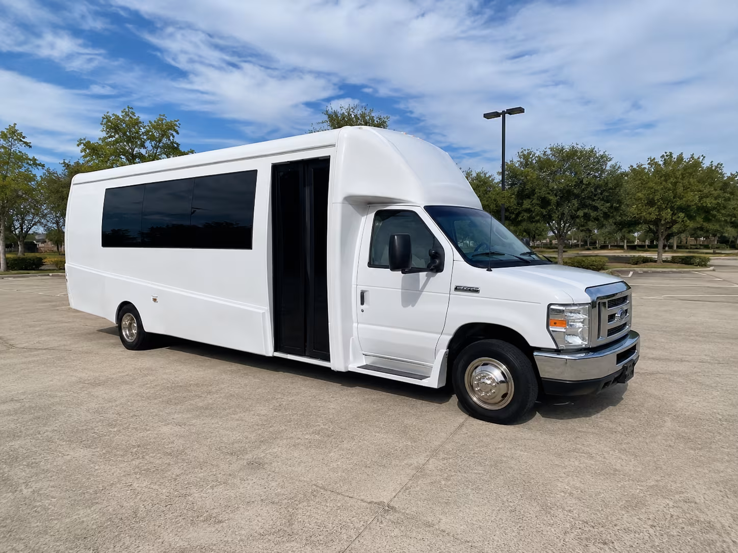 escondido bus rentals