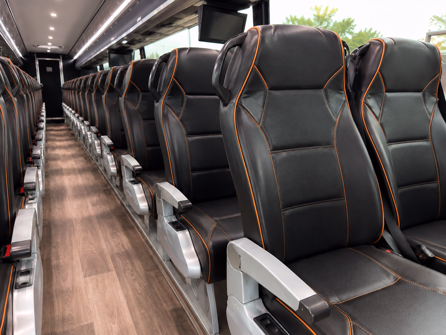 hemet conference shuttles and corporate bus rentals in hemet
