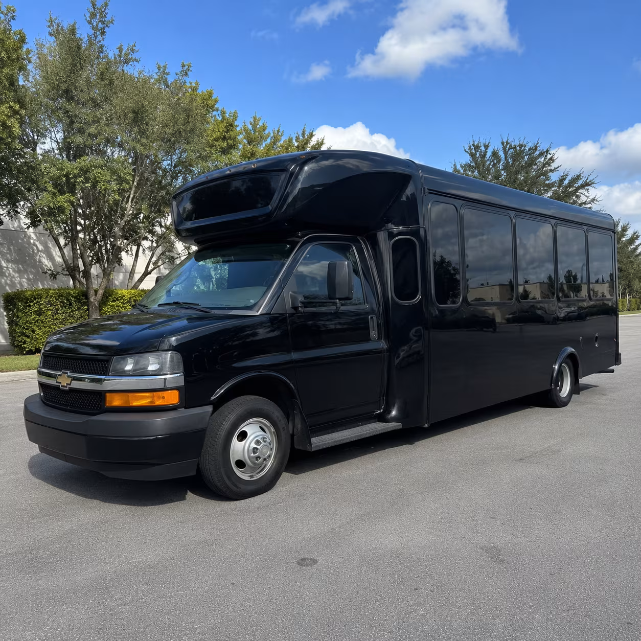 oceanside prom bus rentals in oceanside