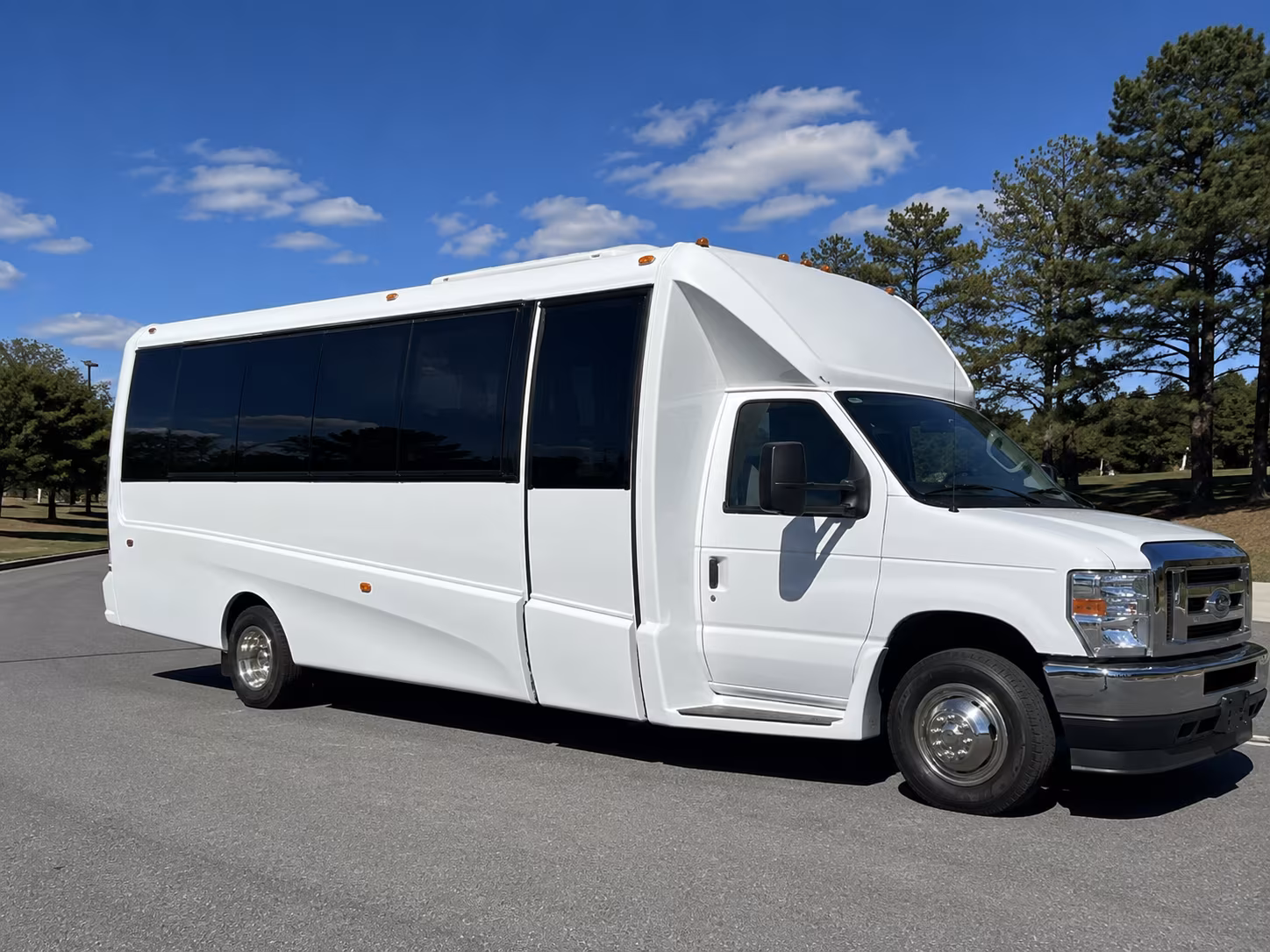 party buses for bachelorette wine tours along rancho california road